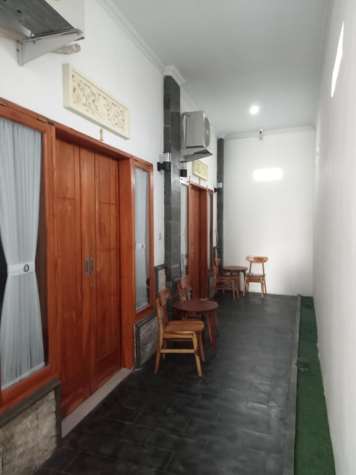 Batununggul D'Transit酒店 外观 照片